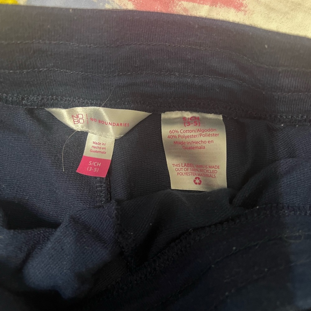 Shorts - Picture 2 of 3